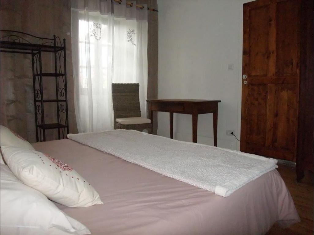 Le Domaine Du Grand Cellier Gites Appartement En Savoie Tournon-sur-Rhône Esterno foto